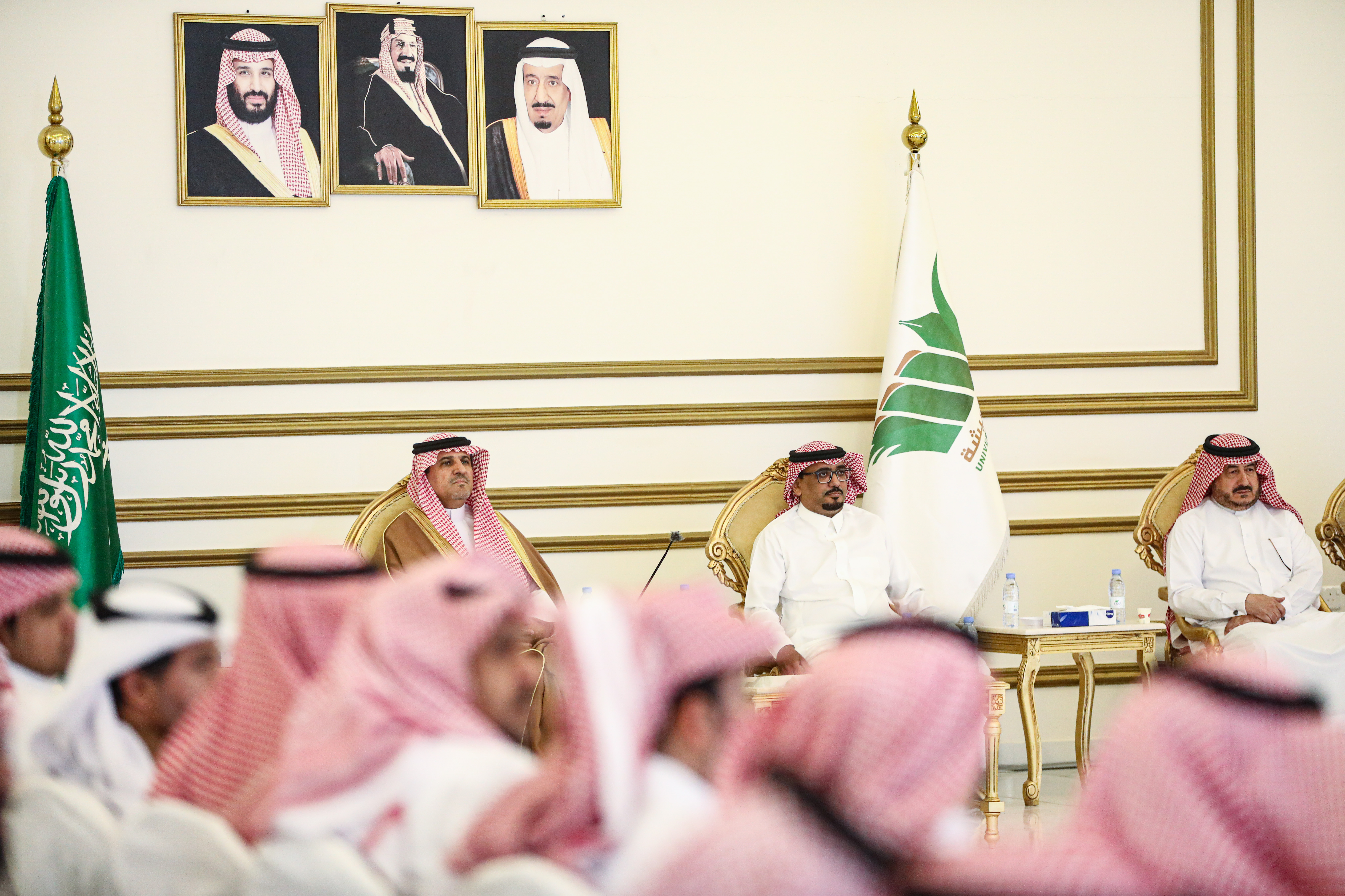 جامعة بيشة تستعرض في ندوة تعريفية خصائص العَلم السعودي ودلالاته العظيمة