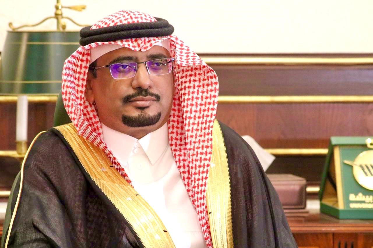 رئيس جامعة بيشة يهنئ القيادة الرشيدة والشعب السعودي بمناسبة ذكرى البيعة 